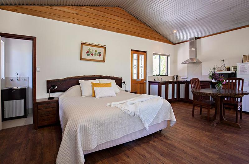 Silversprings Spa Retreat Pet Friendly Cottages And Glampings Metricup Экстерьер фото