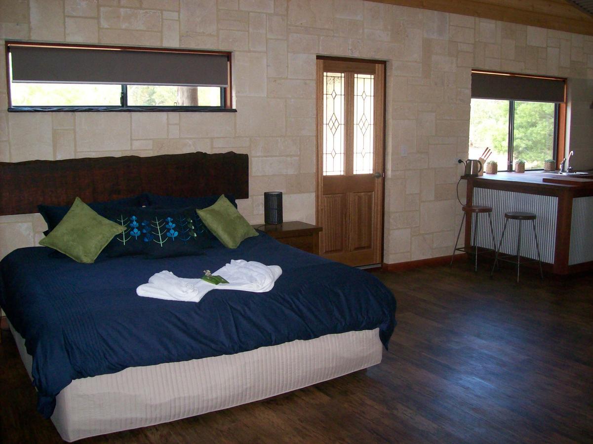 Silversprings Spa Retreat Pet Friendly Cottages And Glampings Metricup Экстерьер фото