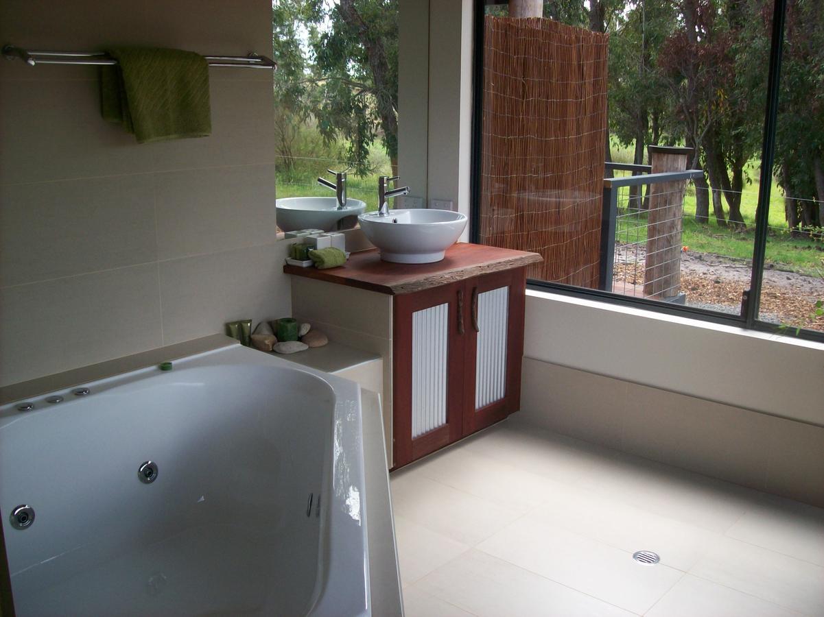 Silversprings Spa Retreat Pet Friendly Cottages And Glampings Metricup Экстерьер фото